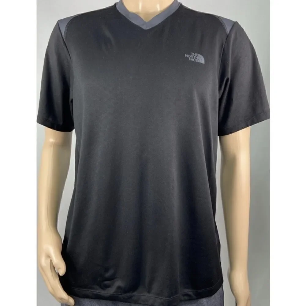 ‎North Face V neck T shirt